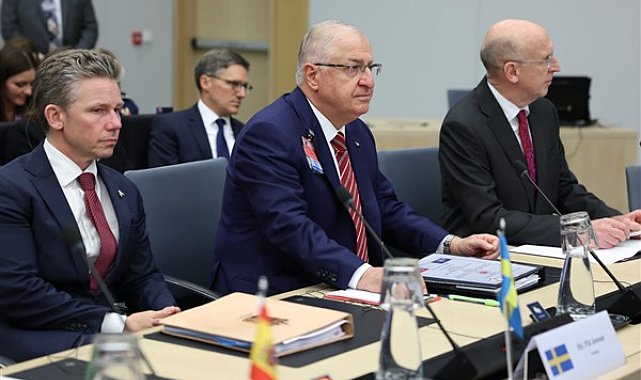 Bakan Güler Brüksel'de NATO toplantısına katıldı