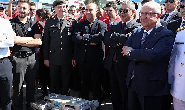 Bakan Güler, TEKNOFEST alanını ziyaret etti