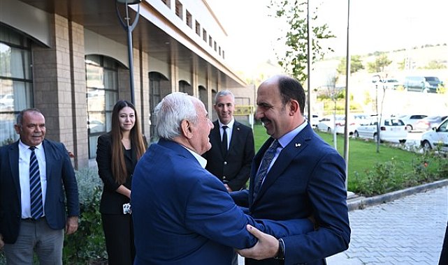 Başkan Altay’dan huzurevi ziyareti