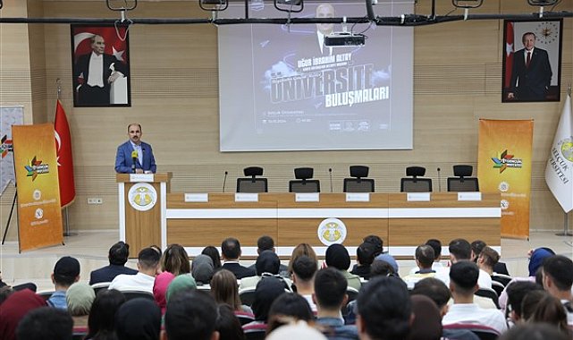 Başkan Altay, Selçuk Üniversitesi öğrencileriyle buluştu