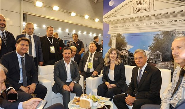 Başkan Aras İstanbul Turizm Fuarı’na katıldı