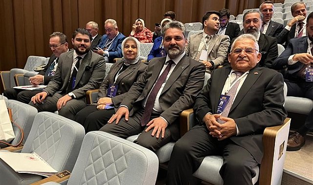 Başkan Büyükkılıç, AK Parti 167'nci Genişletilmiş İl Başkanları Toplantısı'na katıldı