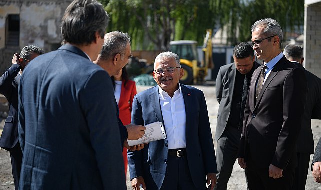 Başkan Büyükkılıç, kentsel tasarım proje çalışmalarını yerinde inceledi