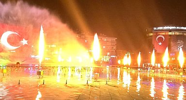 Başkan Çerçioğlu, Cumhuriyet'in 101. yaşında Aydınlıları sevilen sanatçılarla buluşturdu.