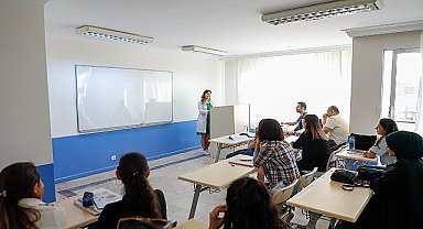 Başkan Çerçioğlu, memur adaylarının yanında olduğunu belirtti.