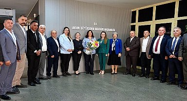 Başkan Çerçioğlu'na Efeler'in muhtarlarından ziyaret.