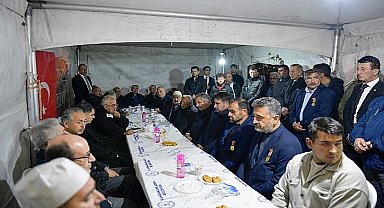 Başkan Çırpanoğlu'ndan Şehit Ailesine Taziye Ziyareti