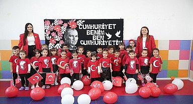 Başkan Mutlu miniklerin bayram coşkusuna ortak oldu
