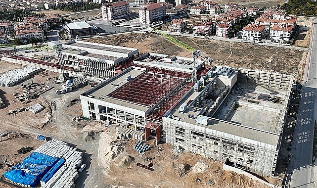 Başkan Pekyatırmacı, “Sporcu Seçme ve Yetiştirme Merkezi ile spor yatırımlarımızı taçlandırmaktan mutluluk duyuyoruz