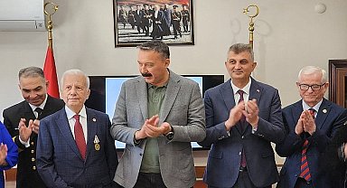 Başkan Sezer'den astsubaylara anlamlı ziyaret.