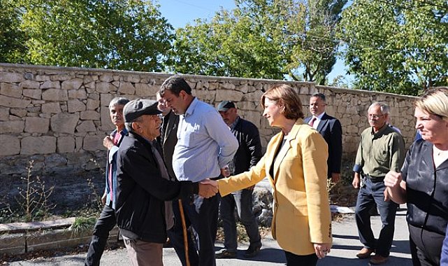 Başkan Ünlüce, kadın meclis üyeleriyle Han ilçesinde