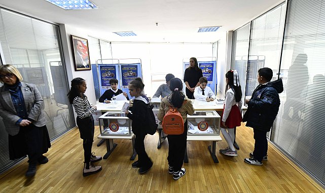 Başkentli çocuklar sandık başında