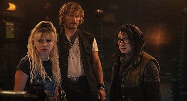 Başrollerini Millie Bobby Brown ve Chris Pratt'in paylaştığı, Russo Kardeşler imzalı