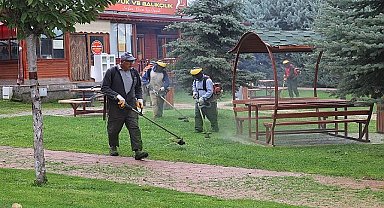 Bekdik Mahallesi'nde temizlik seferberliği başlatıldı.