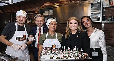 Beyaz Baston Günü'nde farkındalık yaratan atölye çalışması