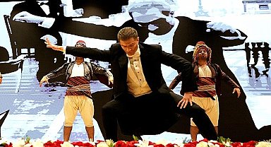 Beylikdüzü'nde Cumhuriyet resepsiyonu düzenlendi.