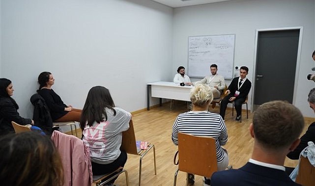 Beylikdüzü’nde “İngilizce Konuşma Kulübü” başladı