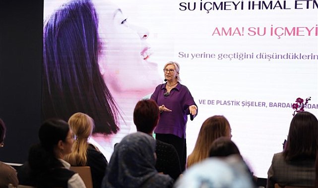 Beylikdüzü'nde menopoz tüm süreçleriyle ele alındı