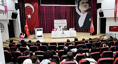 Bornova Belediyesi'nden Meme Kanseri Farkındalık Semineri