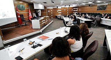 Bornova'da çalışanlara Toplumsal Cinsiyet Eşitliği Semineri