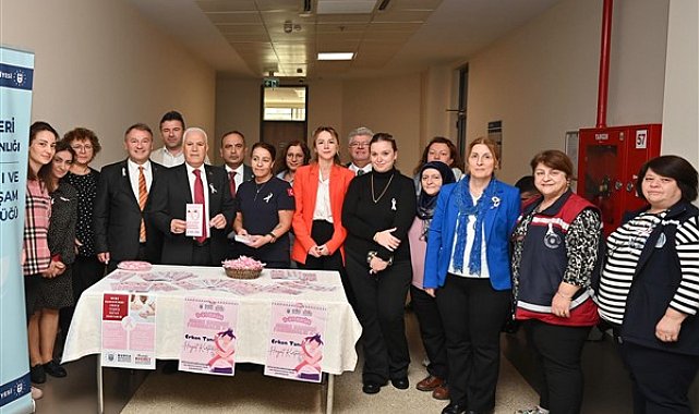 Bursa'da Meme Kanseri Farkındalık Ayı etkinlikleri düzenlendi