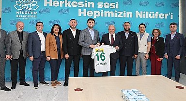 Bursaspor Yönetimi'nden Başkan Şadi Özdemir'e ziyaret