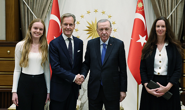 Büyükelçilerden Cumhurbaşkanı Erdoğan'a güven mektubu
