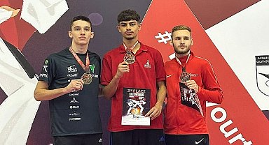 Büyükşehir'in sporcuları İzmir'e madalyalarla döndü