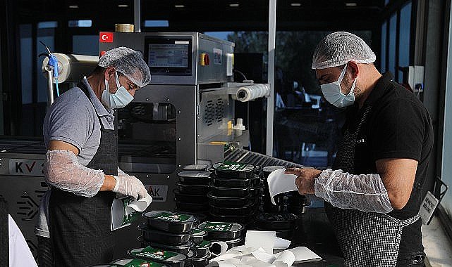 Çankaya Belediyesi'nden Kantini Olmayan İlkokullara Sıcak Öğle Yemeği