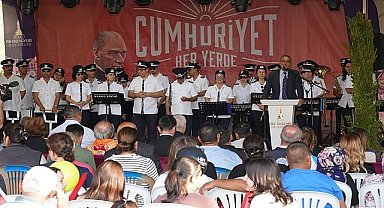 Cumhuriyet coşkusu Kemalpaşa'da başladı
