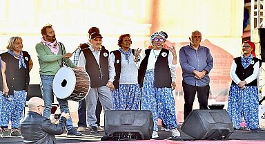 Cumhuriyet'in 101'inci yıl coşkusu Ulamış'ta “Daha huzurlu ve güvenli bir Türkiye için Cumhuriyet