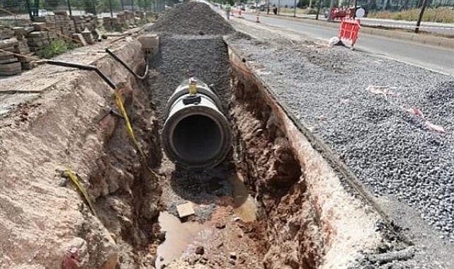 Diyarbakır Büyükşehir Belediyesi, altyapı yatırımlarına devam ediyor