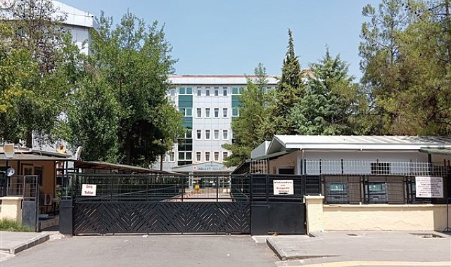 Diyarbakır'da sosyal medya üzerinden tehdit edilen çocukların aileleri şikayetçi oldu