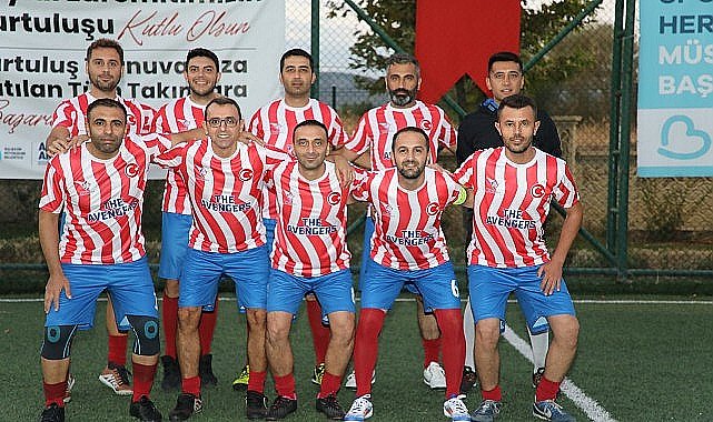 Edremit Belediyesi Cumhuriyet Kupası futbol turnuvası başladı