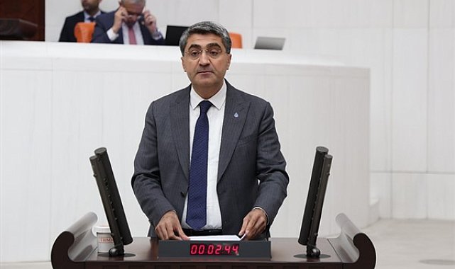 Ekmen: Gençler kurduğunuz düzene bakıp dinden uzaklaşıyor