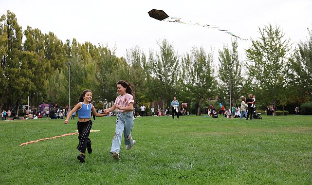Eskişehir Büyükşehir Belediyesi, Uçurtma Şenliği düzenlendi