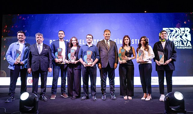 Ezber Bozan Tasarımcılar ödüllerine kavuştu