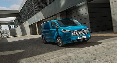 Ford Otosan'ın Yeniköy Fabrikası'nda Ürettiği E-Transit Custom, Avrupa Yollarına Çıktı