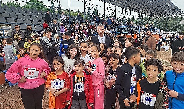 Gölcük'te Cumhuriyet Coşkusu Sporla Birleşti