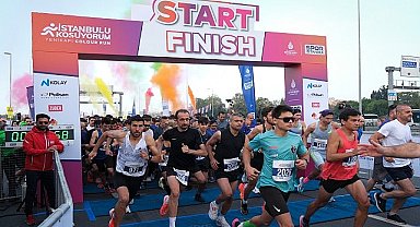 İBB Spor İstanbul'un düzenlediği İstanbul'u Koşuyorum Avrupa etabı nedeniyle Pazar günü tarihi yarımadada bazı yollar trafiğe kapatılacak.