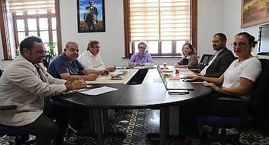 “İzmir Kent Kitaplığı