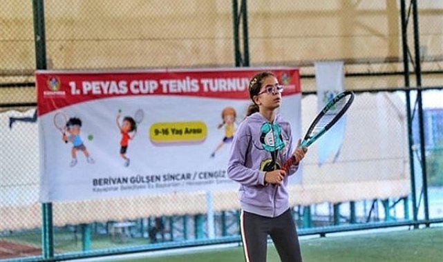 Kayapınar'da 1. Peyas Cup Tenis Turnuvası başladı