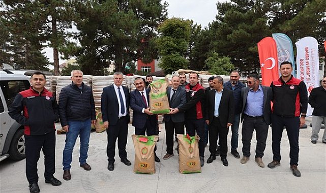 Kayseri'de bin çiftçiye toplam 250 ton buğdaylık tohum dağıtımı yapıldı