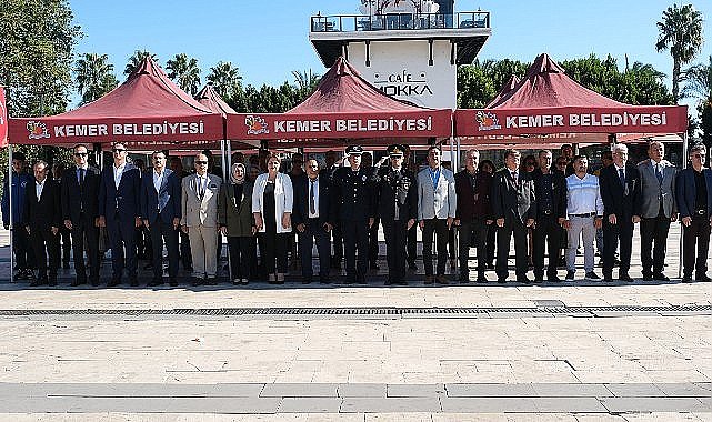 Kemer'de muhtarlar Günü kutlandı