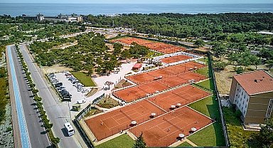 Kemer'deki okullar tenis buluşacak
