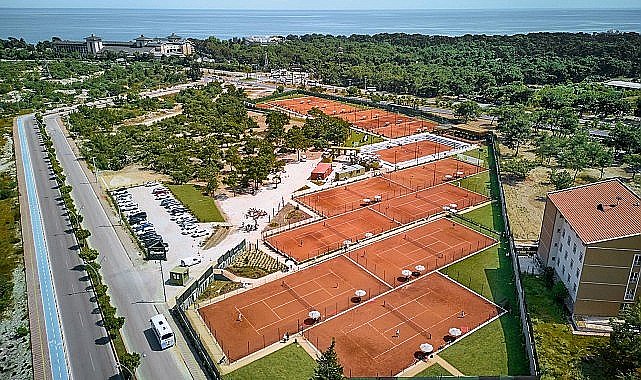 Kemer'deki okullar tenis buluşacak