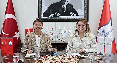 Konak Belediyesi'nden iki protokol birden