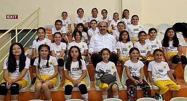 Konya Büyükşehir'in 28 İlçedeki Kış Spor Okullarında Kayıt Heyecanı