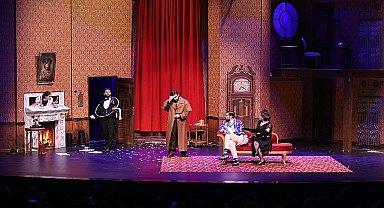 Konya Şehir Tiyatrosu “Yoldan Çıkan Oyun