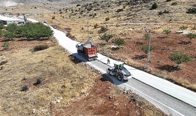 Malatya Büyükşehir, Gözene Mahallesi’nde yol çalışmalarına başladı